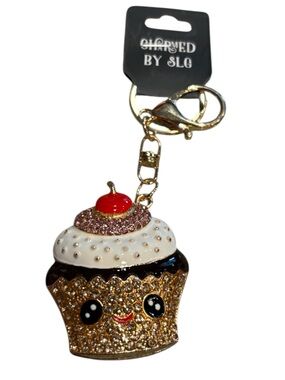 FREE GIVEAWAY Cupcake Keychain with Glitter Accents